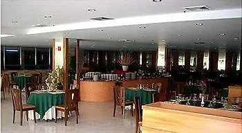 Royce Hotel&Casino Clark Field Filippine
