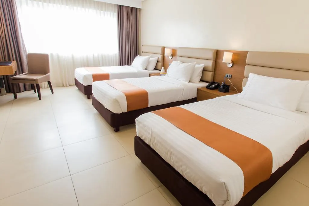*** Hotel Royce Hotel&Casino Clark Field Filippine